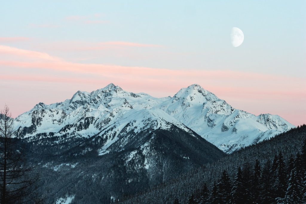 خدمات snowy mountain 1287145.jpg